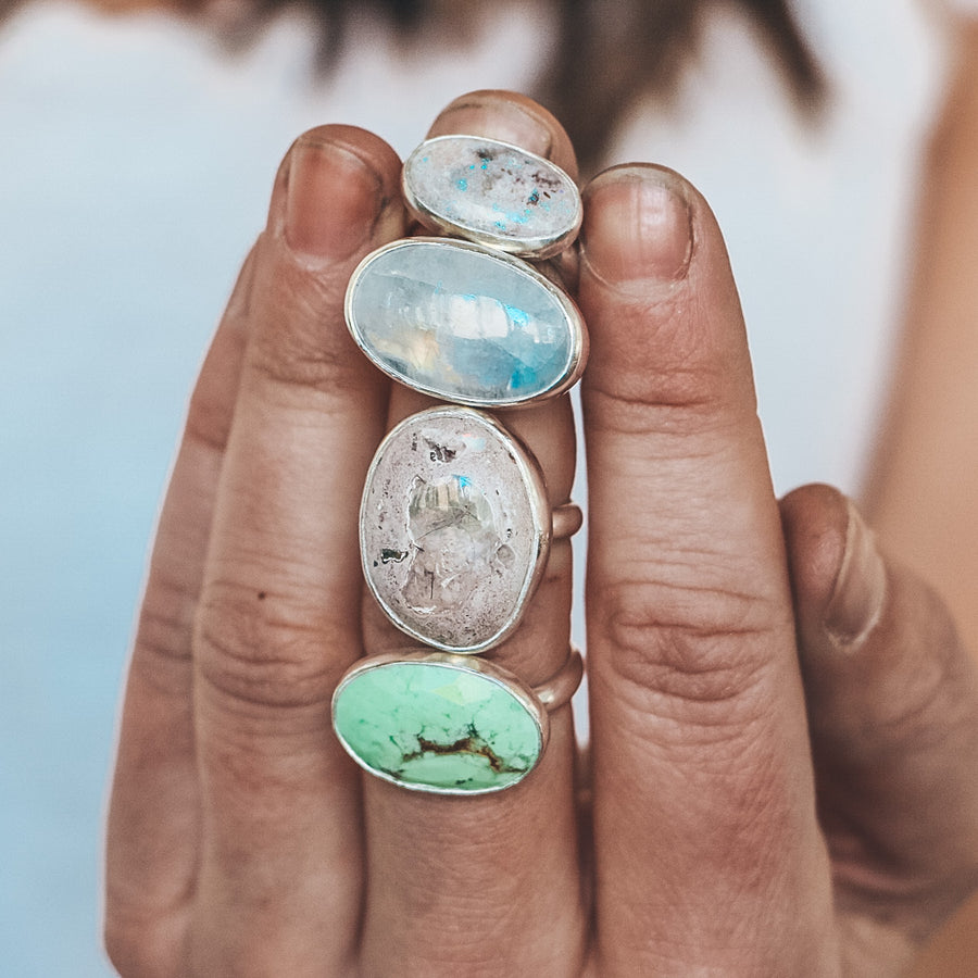 Chrysoprase Latitude Ring -Size 8.25